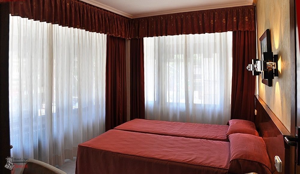 Hotel Aragon Саламанка Екстер'єр фото